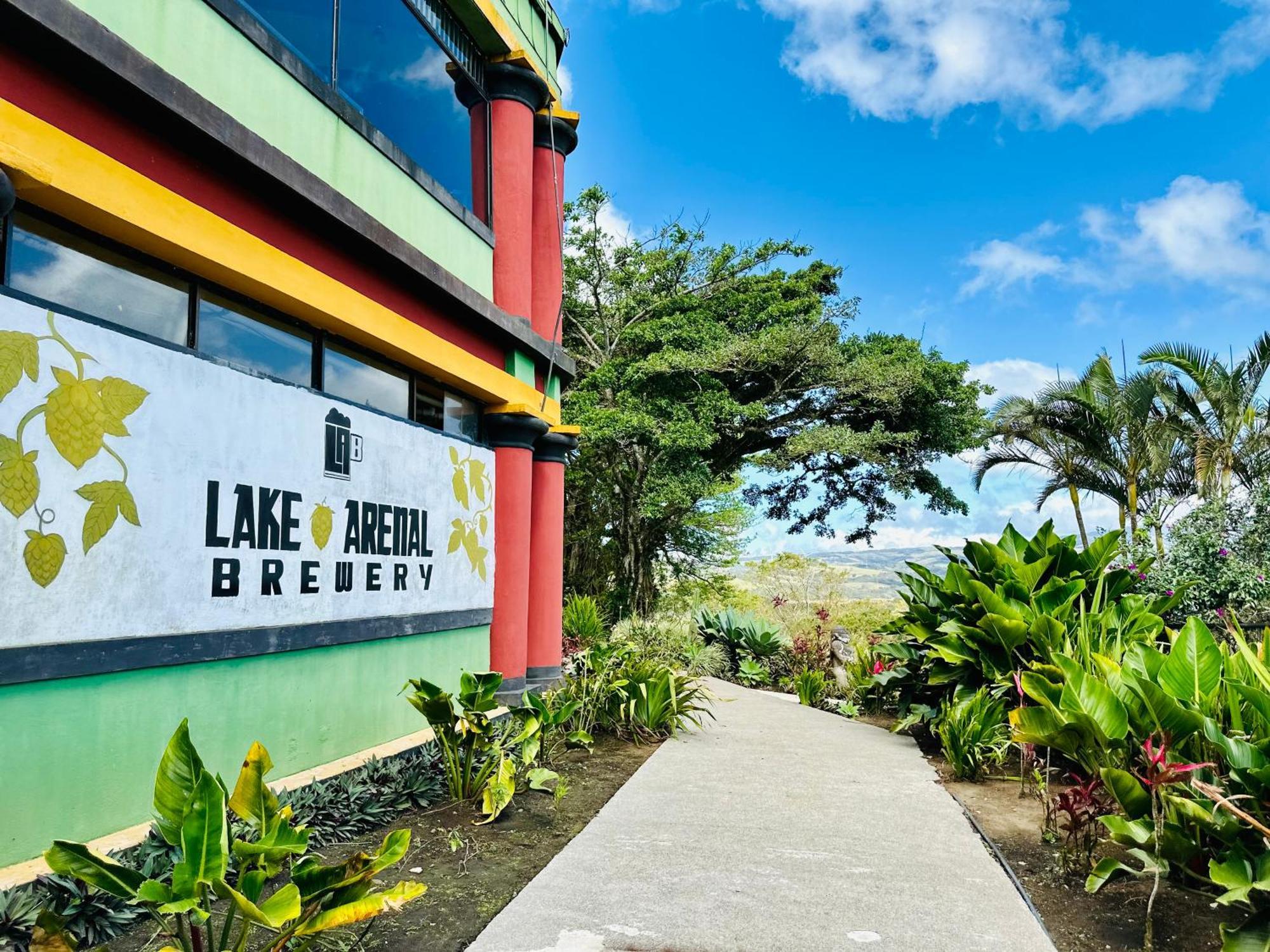 Lake Arenal Brewery & Hotel Tilarán Dış mekan fotoğraf